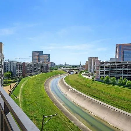 1 Bedroom Modern Escape Mins Fromtx Med Center Free Parking